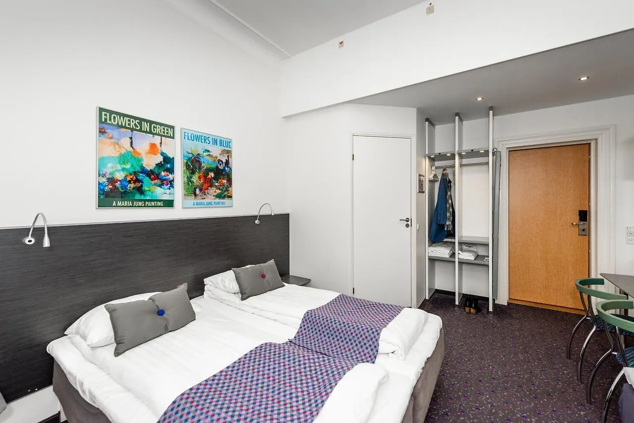 Cabinn Esbjerg 2*,